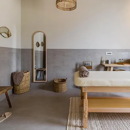 ホテル Eliamos & - Relais & Chateaux 5*