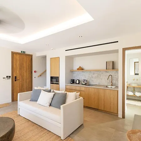 Eliamos & فندق سبارتيا