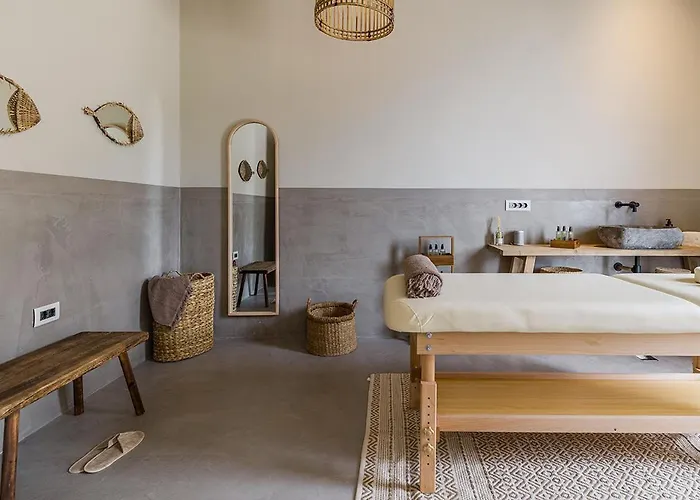 Hotel Eliamos & 5*