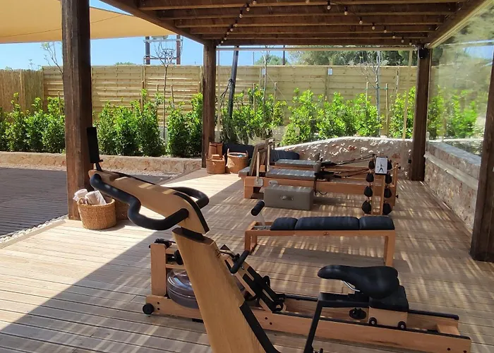 Hotel Eliamos &