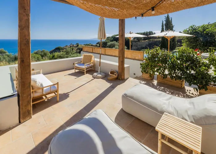 Hotel Eliamos & 5*