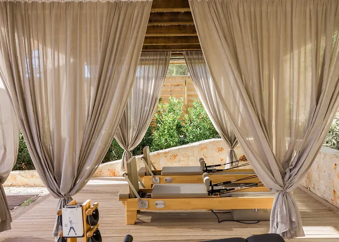 Hotel Eliamos & 5*